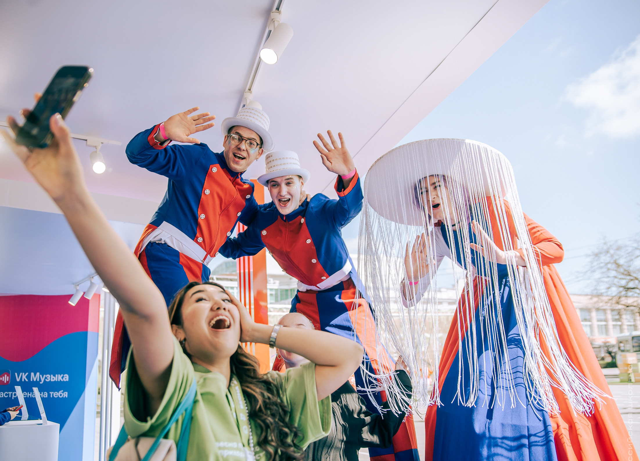 Все новости о Российской школьной весны теперь в официальном сообществе ВКонтакте