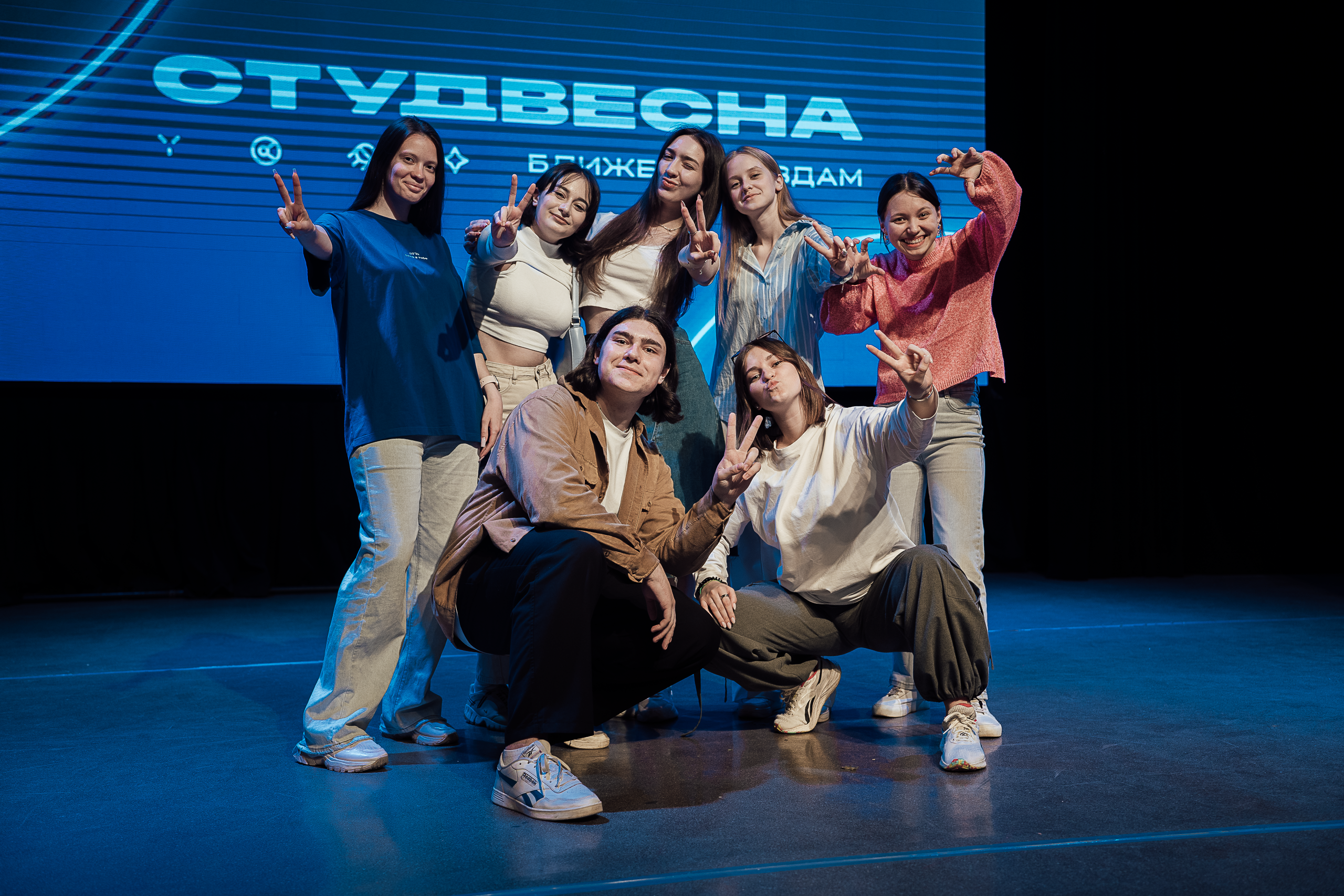 Волонтерская служба Российской студенческой весны начинает работу в Саратове