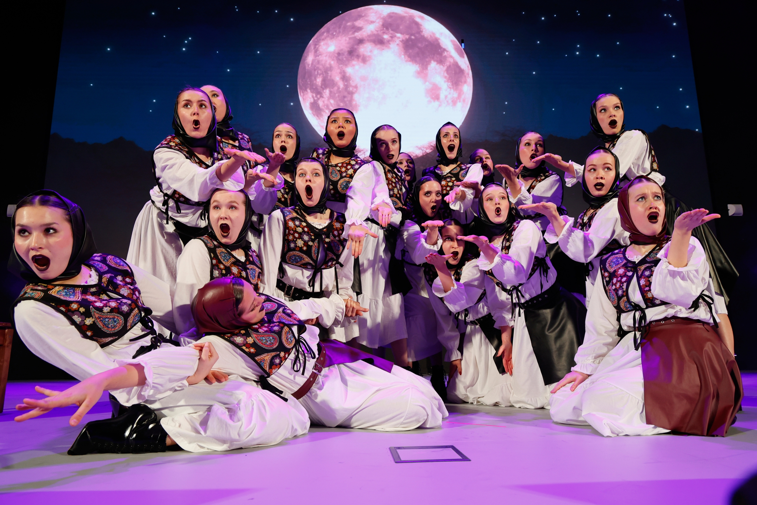  Более 2 000 студентов готовятся представить более 900 номеров на XXXIII Всероссийском фестивале «Российская студенческая весна» в Казани